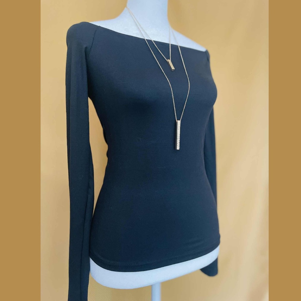 Dazy Black Off The Shoulder Goth Balletcore Top M Gold Hammered Double Necklace